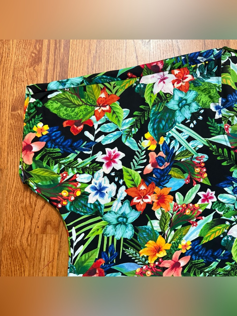 Show Me Your MuMu Black Hawaiian Tropical Floral V Neck dress size M - Picture 3 of 10